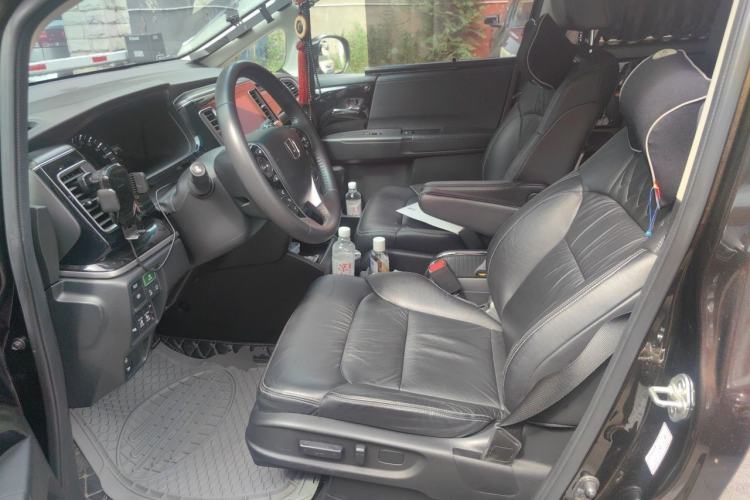 Used Honda Elysion 2019 2.0L Hybrid Luxury Edition Left Front Seat