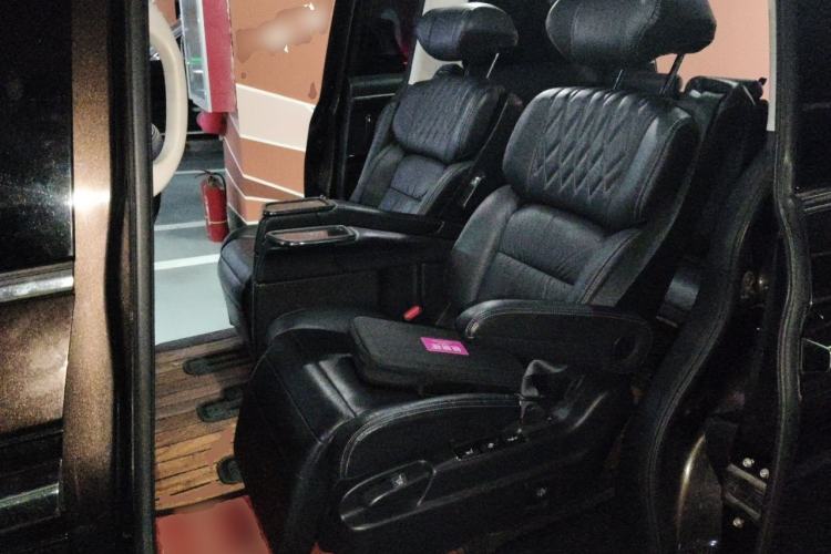 Used Honda Elysion 2019 2.0L Hybrid Luxury Edition Left Rear Seat