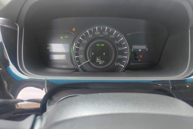 Used Honda Elysion 2019 2.0L Hybrid Luxury Edition Odometer Close Up