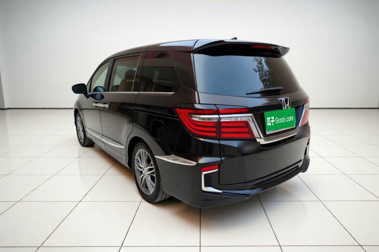 Used Honda Elysion 2019 2.0L Hybrid Luxury Edition Rear Left 45 Deg