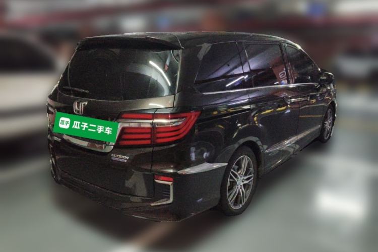 Used Honda Elysion 2019 2.0L Hybrid Luxury Edition Rear Right 45 Deg