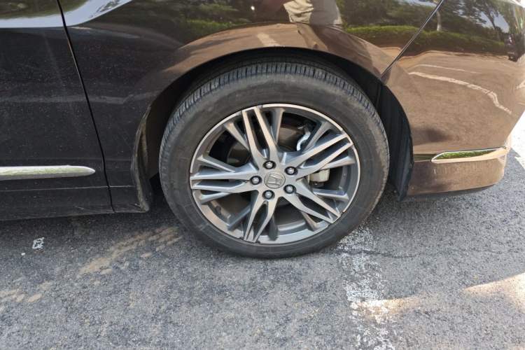 Used Honda Elysion 2019 2.0L Hybrid Comfort Edition Right Front Wheel Hub