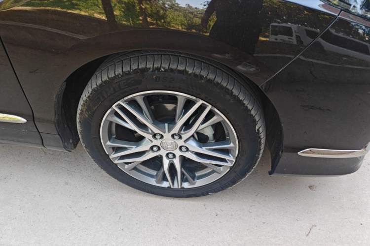 Used Honda Elysion 2019 2.0L Hybrid Luxury Edition Right Front Wheel Hub