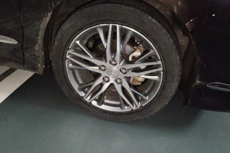 Used Honda Elysion 2019 2.0L Hybrid Luxury Edition Right Front Wheel Hub