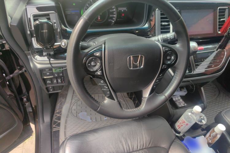 Used Honda Elysion 2019 2.0L Hybrid Luxury Edition Steering Wheel