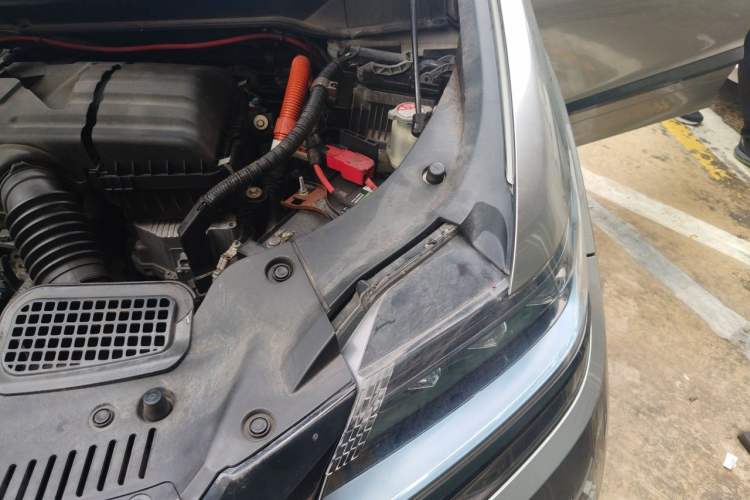 Used Honda Elysion 2019 2.0L Hybrid Luxury Edition Engine Bay Left