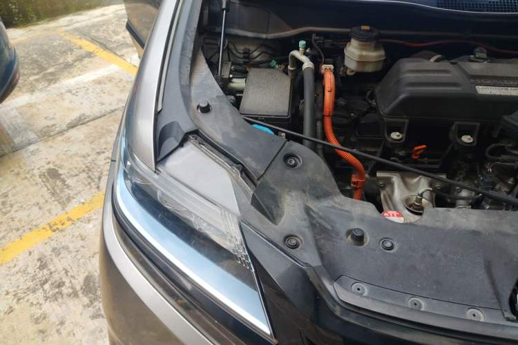 Used Honda Elysion 2019 2.0L Hybrid Luxury Edition Engine Bay Right