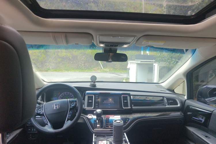 Used Honda Elysion 2019 2.0L Hybrid Luxury Edition Headliner