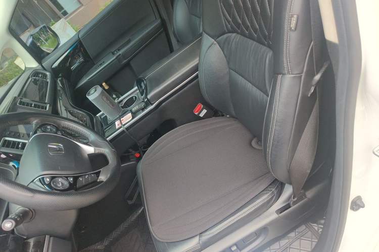 Used Honda Elysion 2019 2.0L Hybrid Luxury Edition Left Front Seat