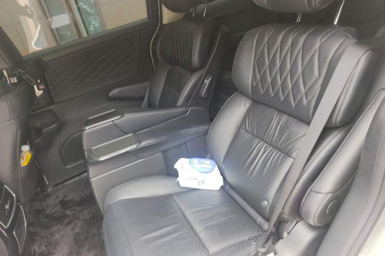 Used Honda Elysion 2019 2.0L Hybrid Luxury Edition Left Rear Seat