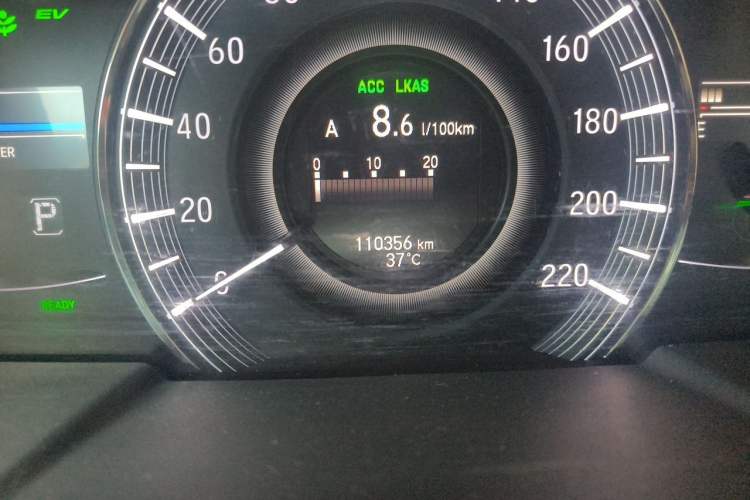Used Honda Elysion 2019 2.0L Hybrid Luxury Edition Odometer Close Up