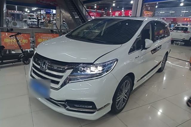Używany Honda Elysion 2019 2.0L Hybrid Luxury Edition