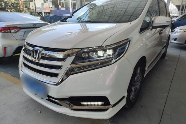 Ojetý Honda Elysion 2019 2.0L Hybrid Supreme Edition