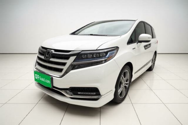 Ojetý Honda Elysion 2019 2.0L Hybrid Luxury Edition