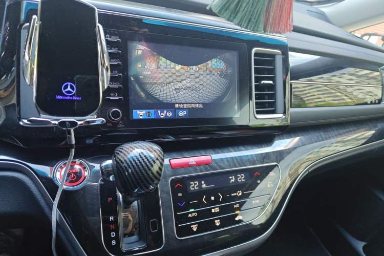 Used Honda Elysion 2019 2.0L Hybrid Supreme Edition Audio And AC Panel