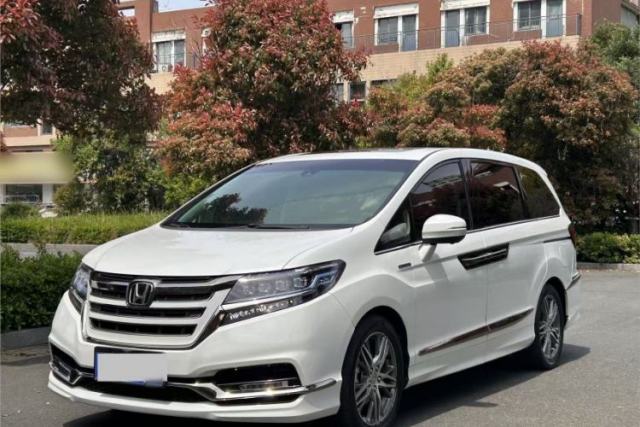 Used Honda Elysion 2019 2.0L Hybrid Luxury Edition