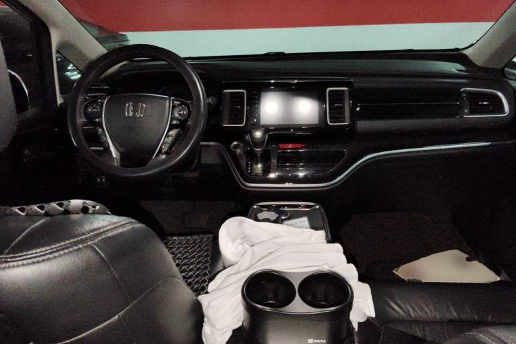 Used Honda Elysion 2019 2.0L Hybrid Luxury Edition Center Console