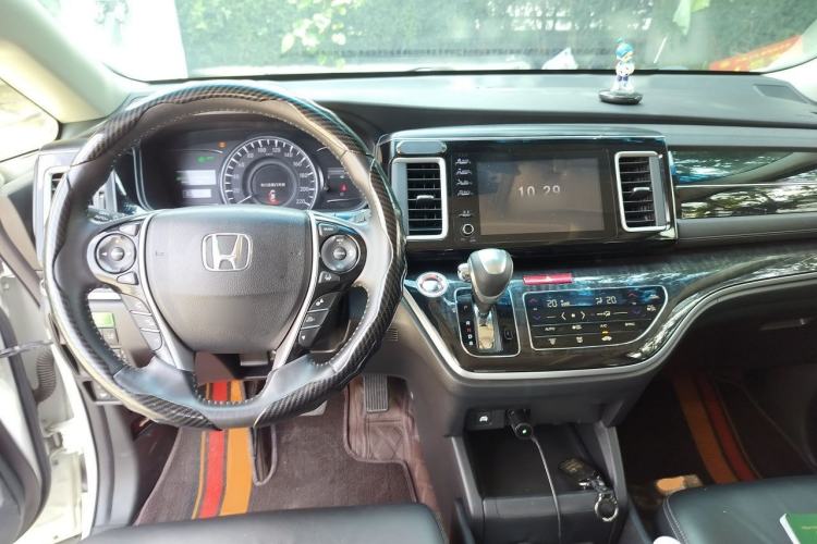 Used Honda Elysion 2019 2.0L Hybrid Luxury Edition Center Console