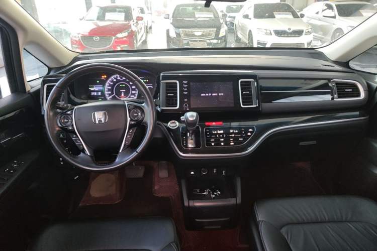 Used Honda Elysion 2019 2.0L Hybrid Luxury Edition Center Console