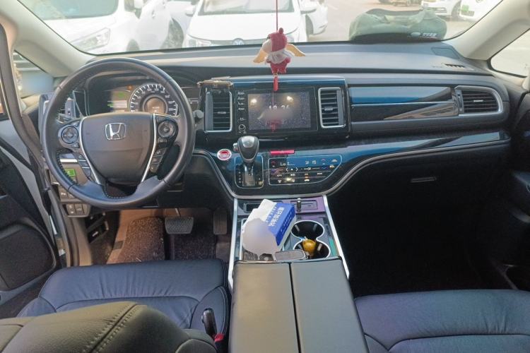 Used Honda Elysion 2019 2.0L Hybrid Luxury Edition Center Console