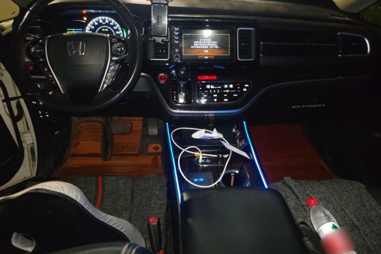 Used Honda Elysion 2019 2.0L Hybrid Luxury Edition Center Console