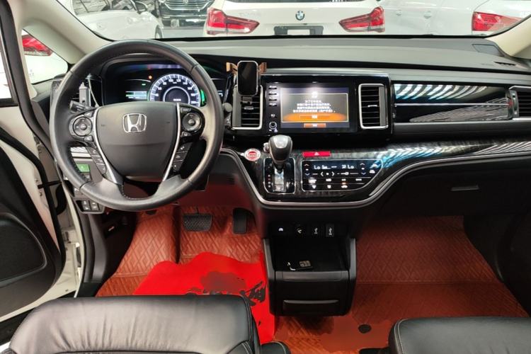 Used Honda Elysion 2019 2.0L Hybrid Supreme Edition Center Console