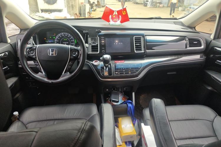 Used Honda Elysion 2019 2.0L Hybrid Luxury Edition Center Console