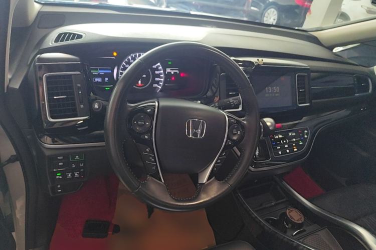 Used Honda Elysion 2019 2.0L Hybrid Luxury Edition Center Console