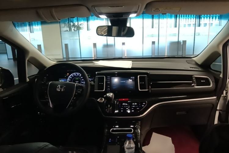 Used Honda Elysion 2019 2.0L Hybrid Luxury Edition Center Console
