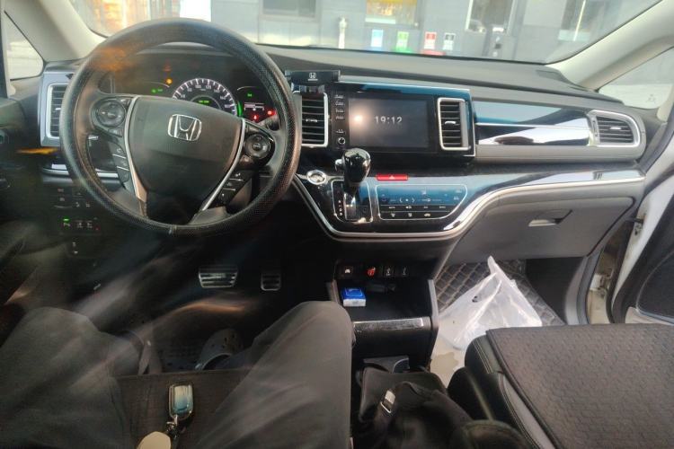 Used Honda Elysion 2019 2.0L Hybrid Luxury Edition Center Console