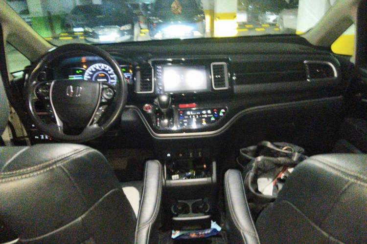 Used Honda Elysion 2019 2.0L Hybrid Luxury Edition Center Console