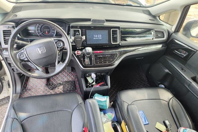 Used Honda Elysion 2019 2.0L Hybrid Comfort Edition Center Console