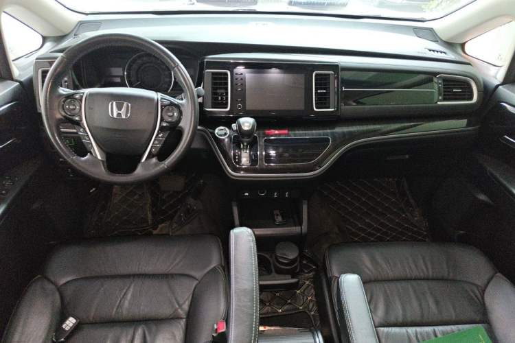 Used Honda Elysion 2019 2.0L Hybrid Luxury Edition Center Console