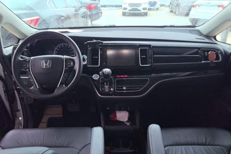 Used Honda Elysion 2019 2.0L Hybrid Luxury Edition Center Console