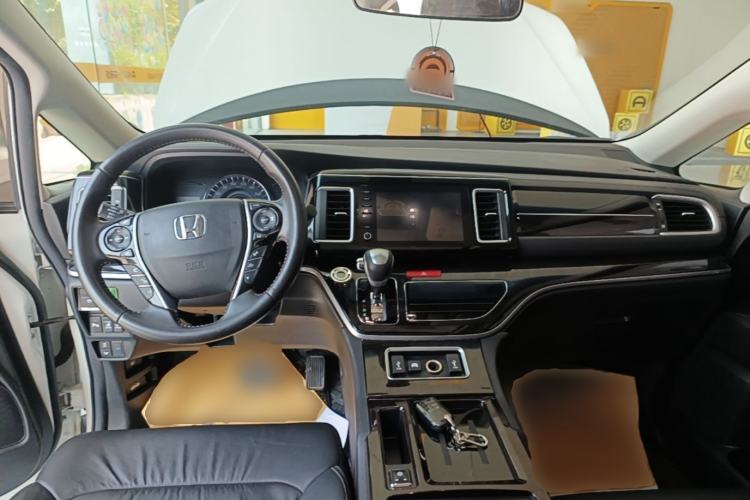 Used Honda Elysion 2019 2.0L Hybrid Luxury Edition Center Console