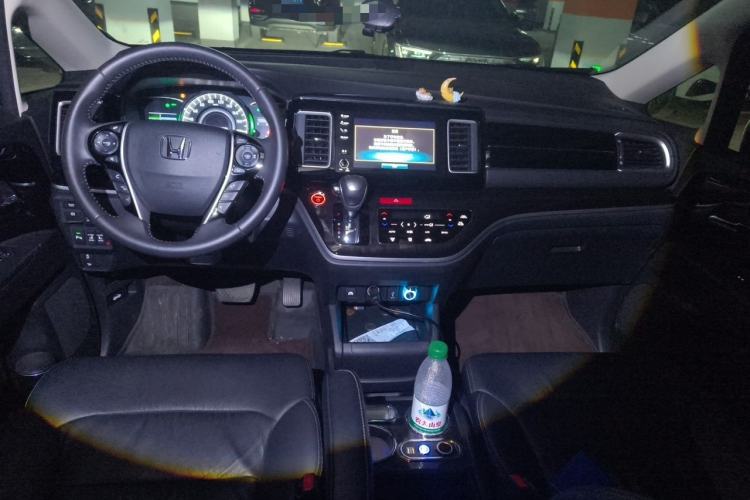 Used Honda Elysion 2019 2.0L Hybrid Luxury Edition Center Console