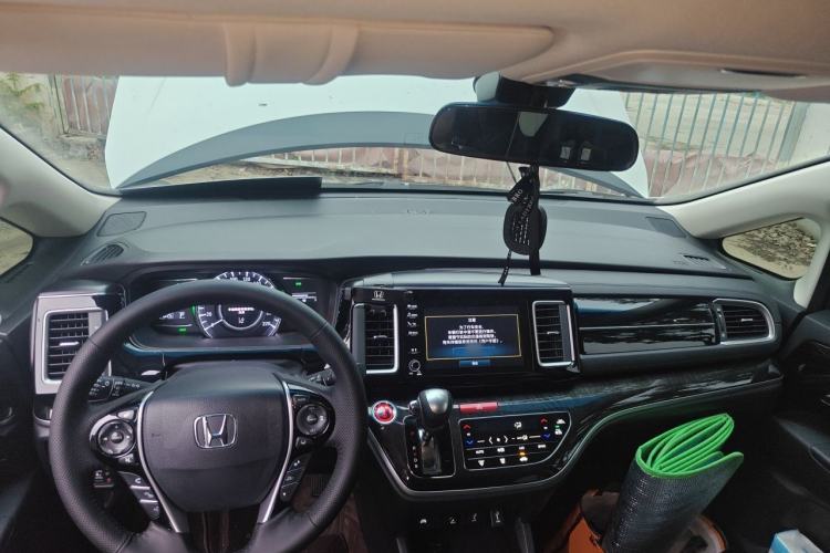 Used Honda Elysion 2019 2.0L Hybrid Luxury Edition Center Console