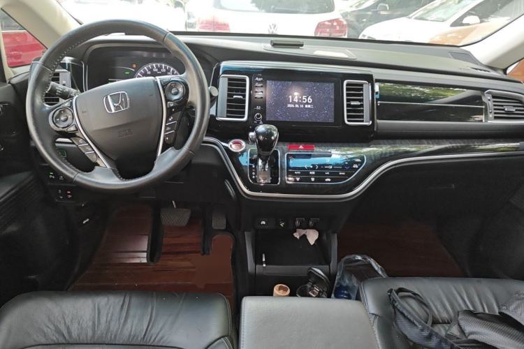 Used Honda Elysion 2019 2.0L Hybrid Luxury Edition Center Console