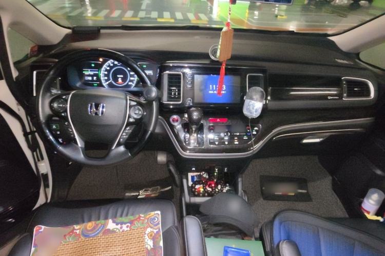 Used Honda Elysion 2019 2.0L Hybrid Luxury Edition Center Console