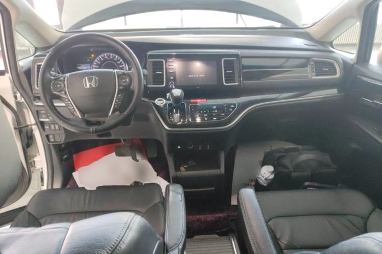 Used Honda Elysion 2019 2.0L Hybrid Luxury Edition Center Console