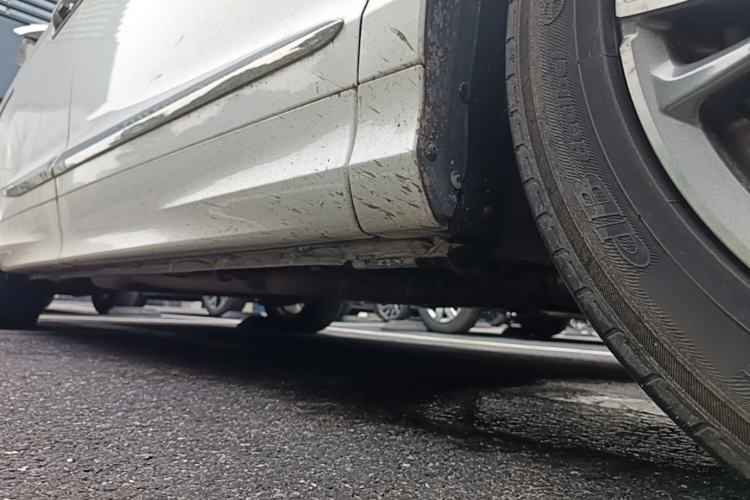 Used Honda Elysion 2019 2.0L Hybrid Luxury Edition Chassis Front Right