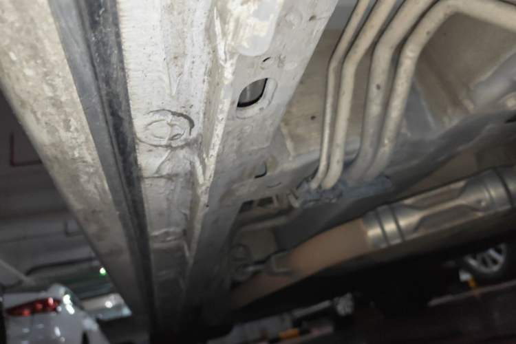 Used Honda Elysion 2019 2.0L Hybrid Supreme Edition Chassis Front Right