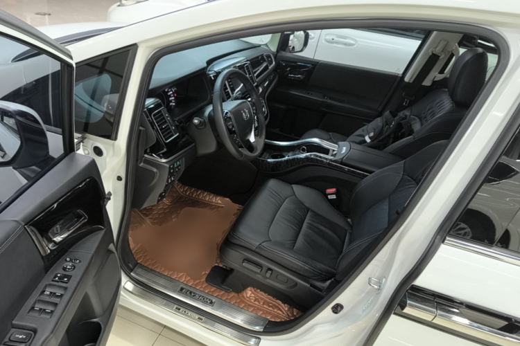 Used Honda Elysion 2019 2.0L Hybrid Comfort Edition Driver Seat