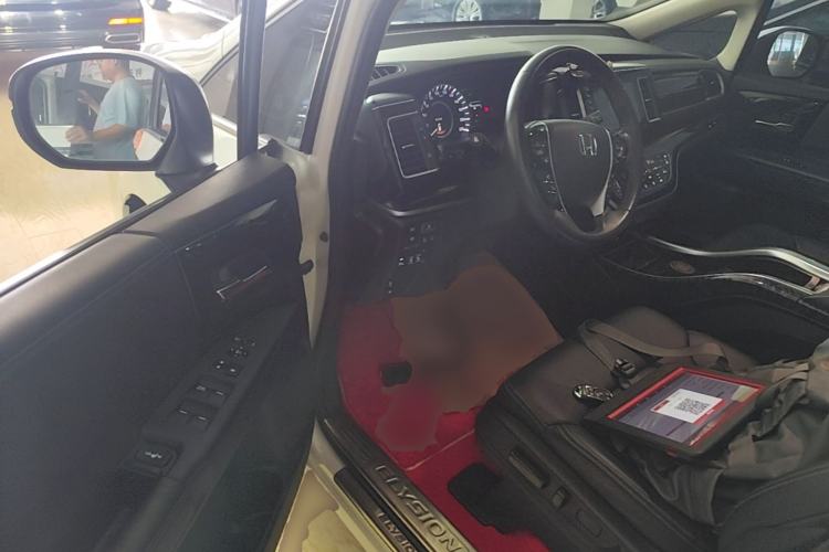 Used Honda Elysion 2019 2.0L Hybrid Luxury Edition Driver Seat
