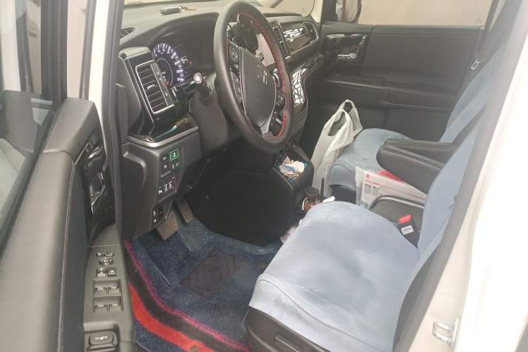 Used Honda Elysion 2019 2.0L Hybrid Luxury Edition Driver Seat