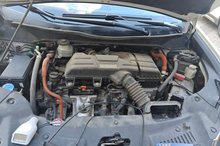 Used Honda Elysion 2019 2.0L Hybrid Supreme Edition Engine Bay