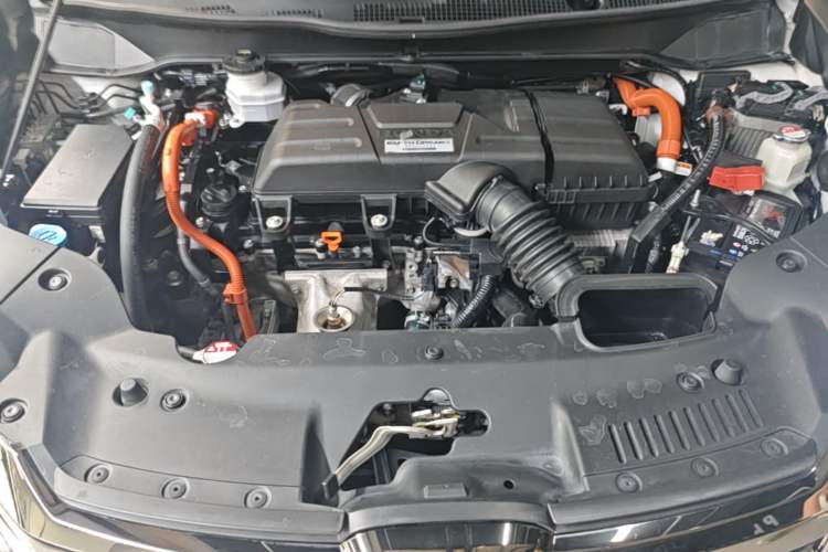 Used Honda Elysion 2019 2.0L Hybrid Supreme Edition Engine Bay