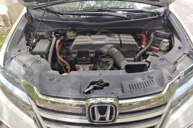Used Honda Elysion 2019 2.0L Hybrid Luxury Edition Engine Bay