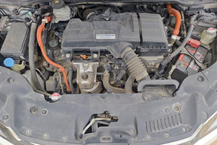 Used Honda Elysion 2019 2.0L Hybrid Luxury Edition Engine Bay