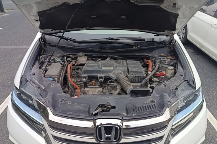 Used Honda Elysion 2019 2.0L Hybrid Luxury Edition Engine Bay